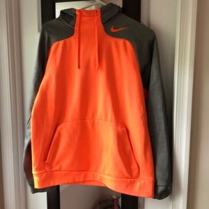 Therma-fit Nike Hoodie